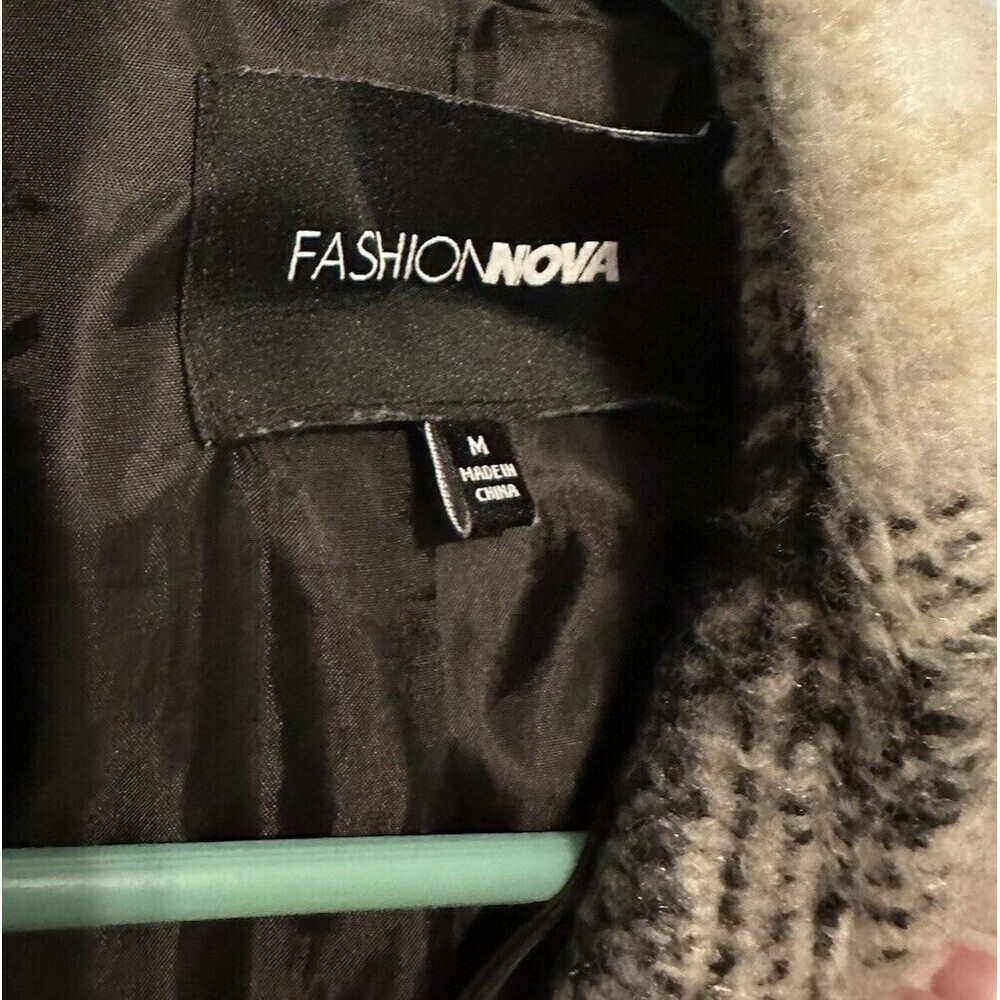 Fashion Nova Plaid Oversized Shaket Jacket Size Medium - Picture 3 of 4